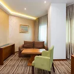 Bistrik Center 호텔 4*