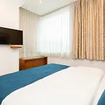 Bistrik Center 4*
