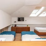Bistrik Center 4*