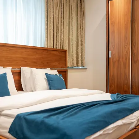 Bistrik Center ホテル