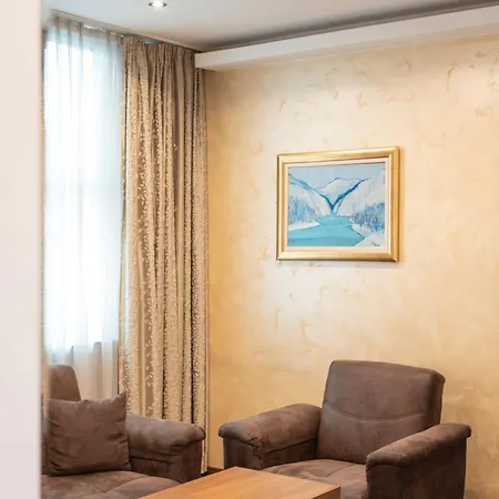 ホテル Bistrik Center