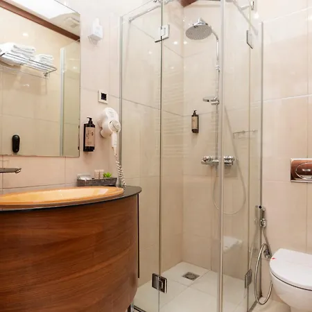 ホテル Bistrik Center