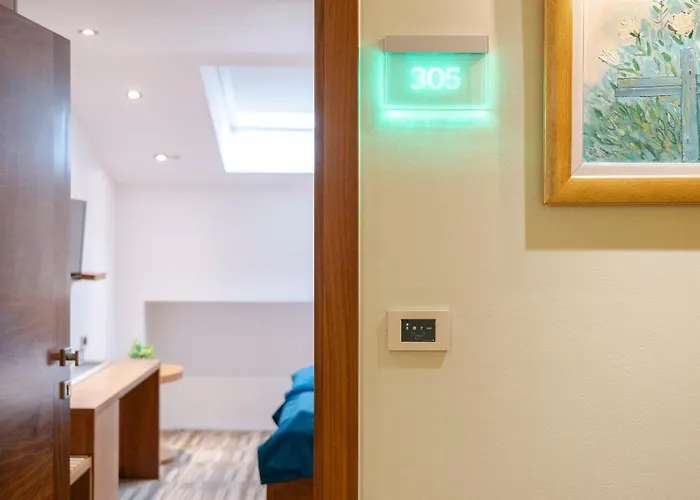 酒店 Bistrik Center